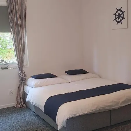 Resort Reda - Z Niezaleznym Wejsciem Miedzywodzie