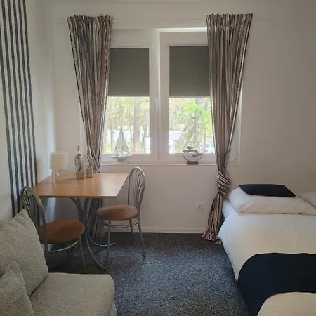 Resort Reda - Z Niezaleznym Wejsciem *