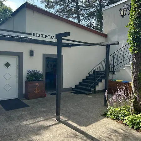 Reda - Z Niezaleznym Wejsciem * Miedzywodzie