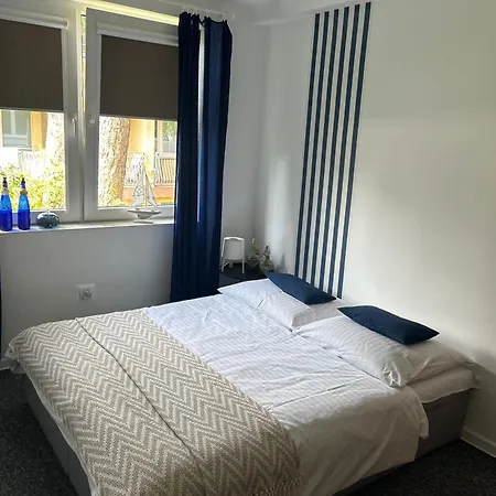 Reda - Z Niezaleznym Wejsciem Semesteranläggning (resort) Międzywodzie